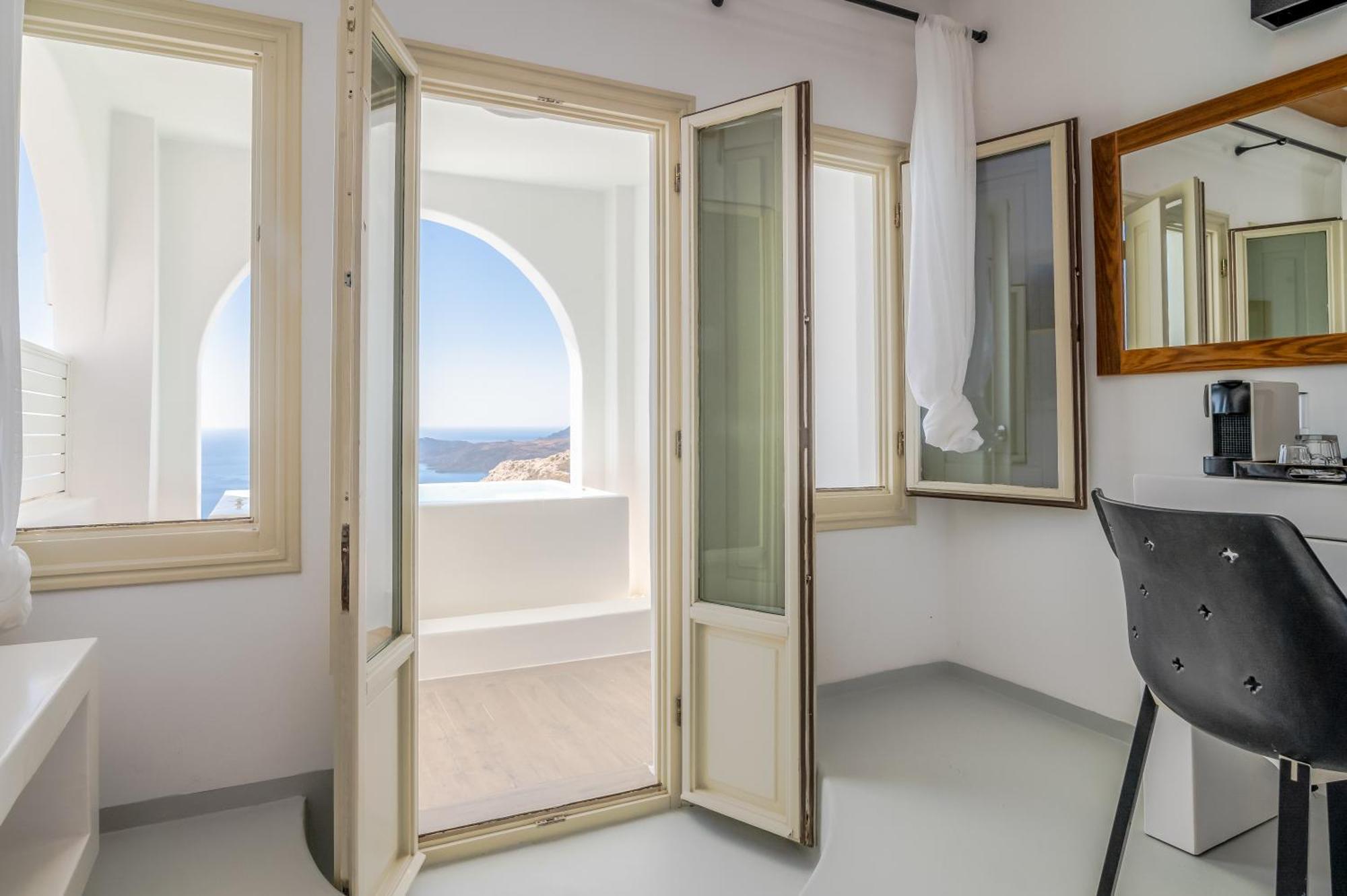 Apeiron Blue Santorini - Sustainable Adults Only 14 Plus サントリーニ 部屋 写真
