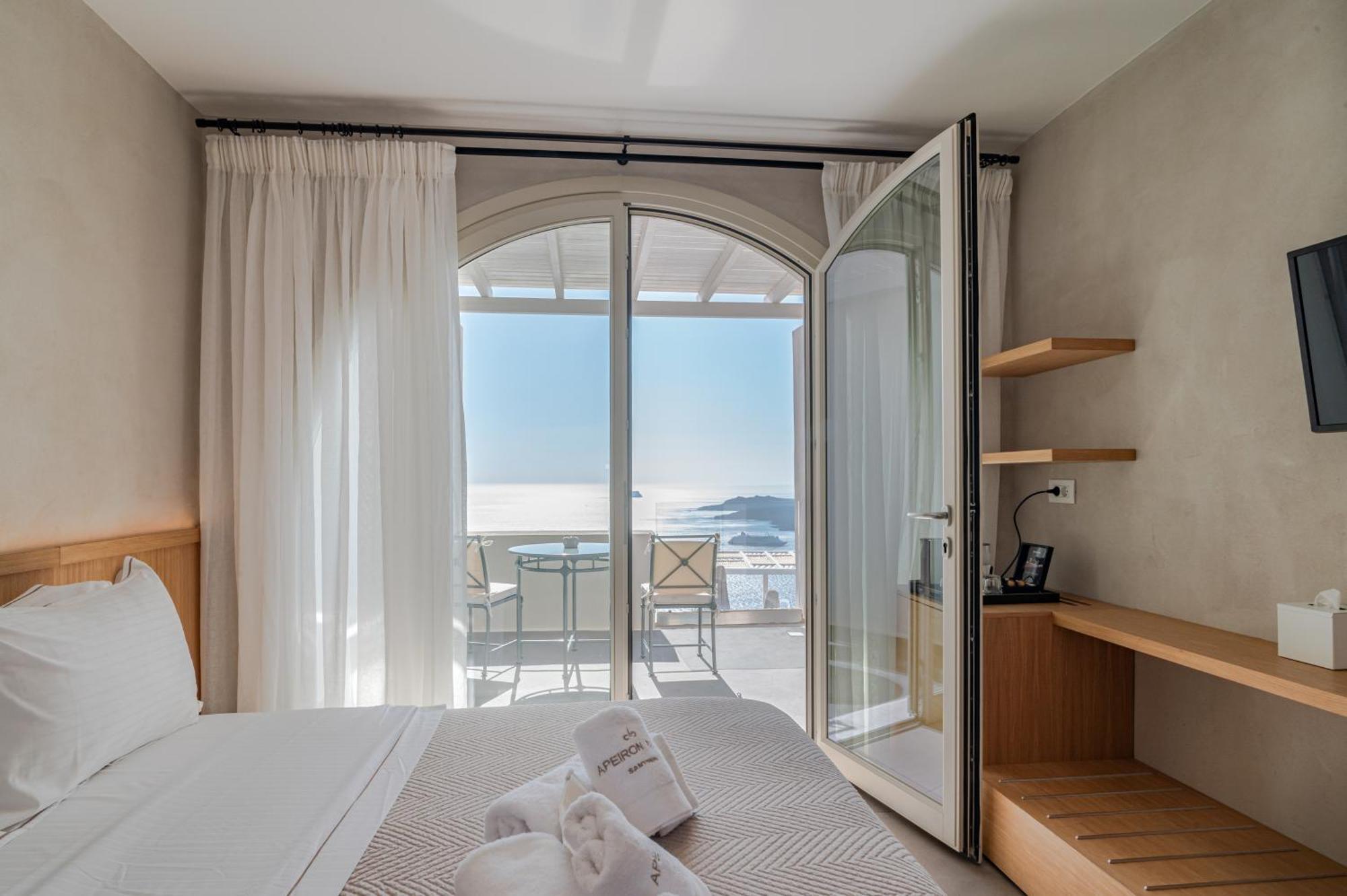 Apeiron Blue Santorini - Sustainable Adults Only 14 Plus サントリーニ 部屋 写真